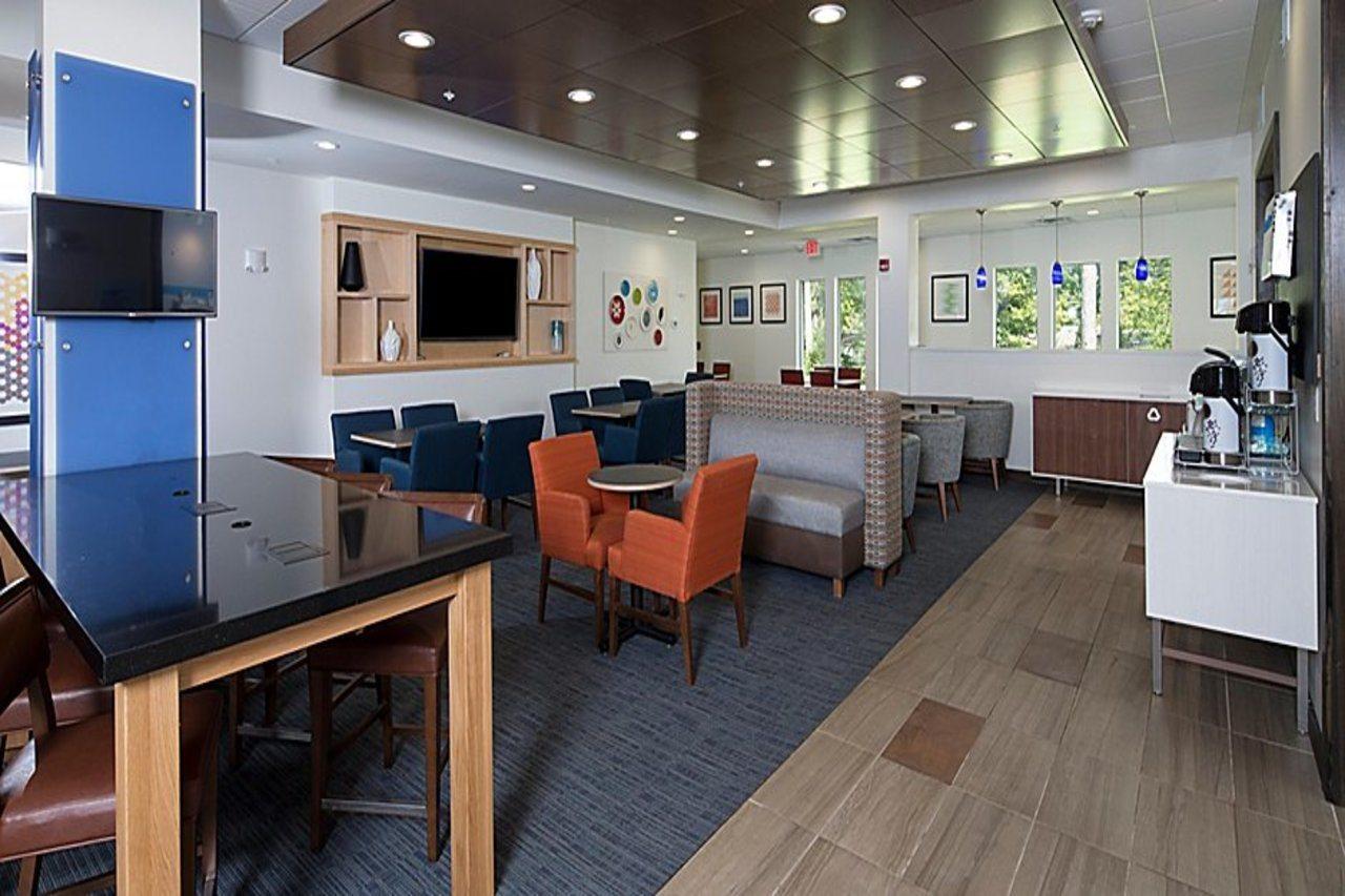 Holiday Inn Express & Suites - Michigan City By Ihg Ngoại thất bức ảnh