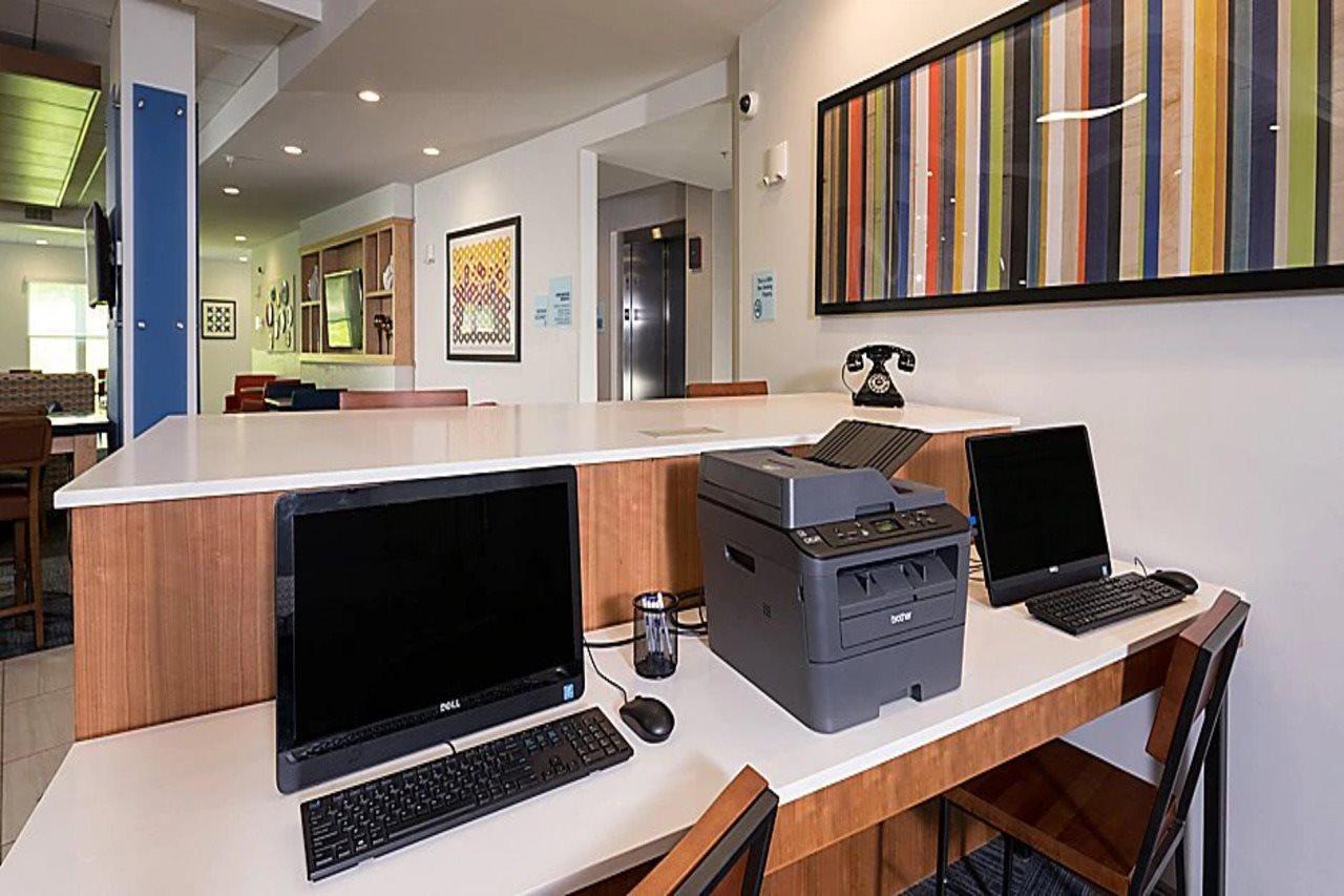 Holiday Inn Express & Suites - Michigan City By Ihg Ngoại thất bức ảnh